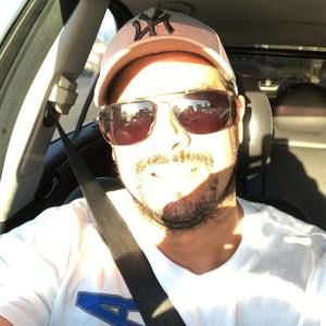 Meet your Posher, Emilio